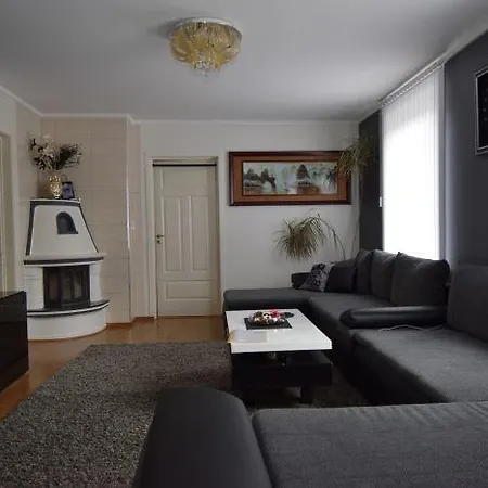 Solferie Holiday Apartment- Mollevannsveien Apartamento